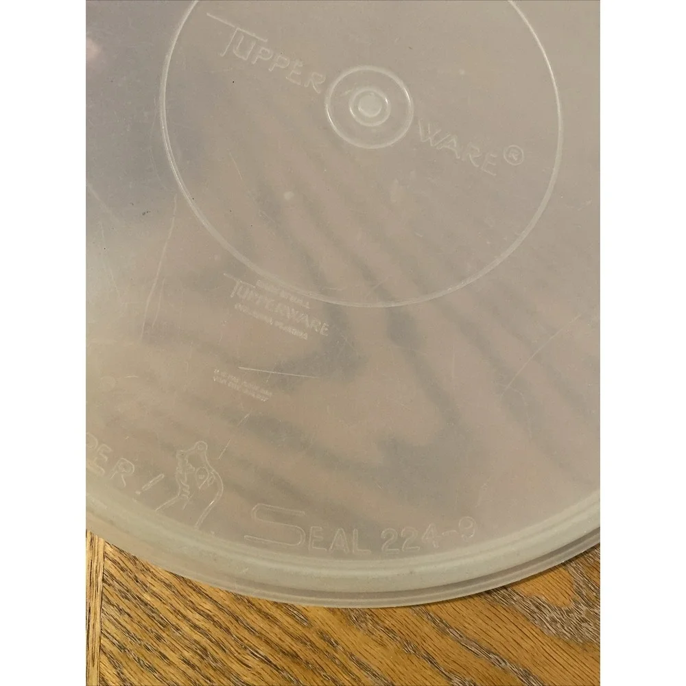 Vintage Tupperware Fix-N-Mix Large 13